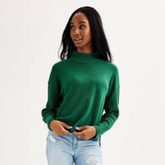 SO Sweaters - SO Green Turtleneck Sweater Size Medium